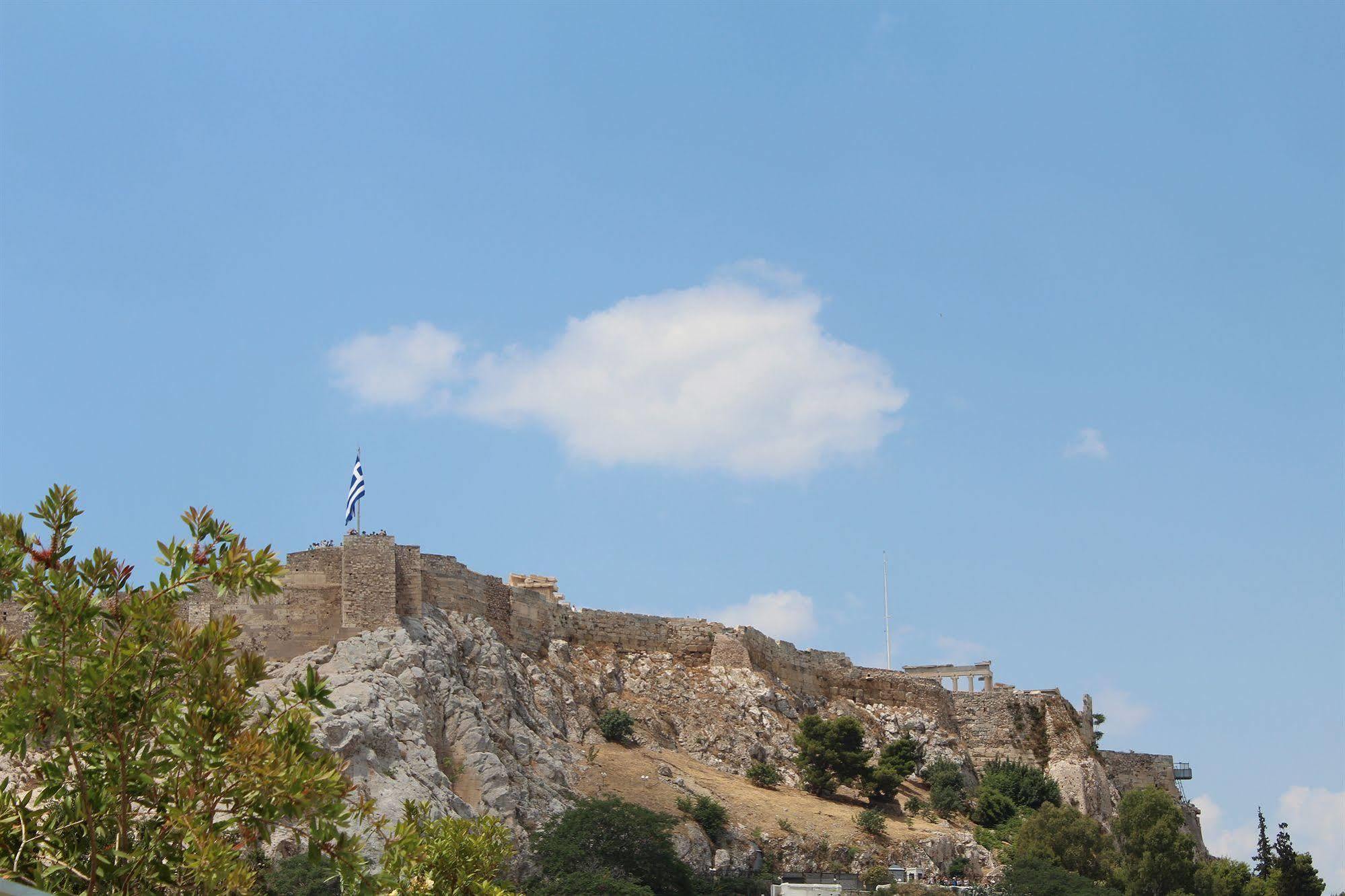 Nefeli Hotel Атина Екстериор снимка