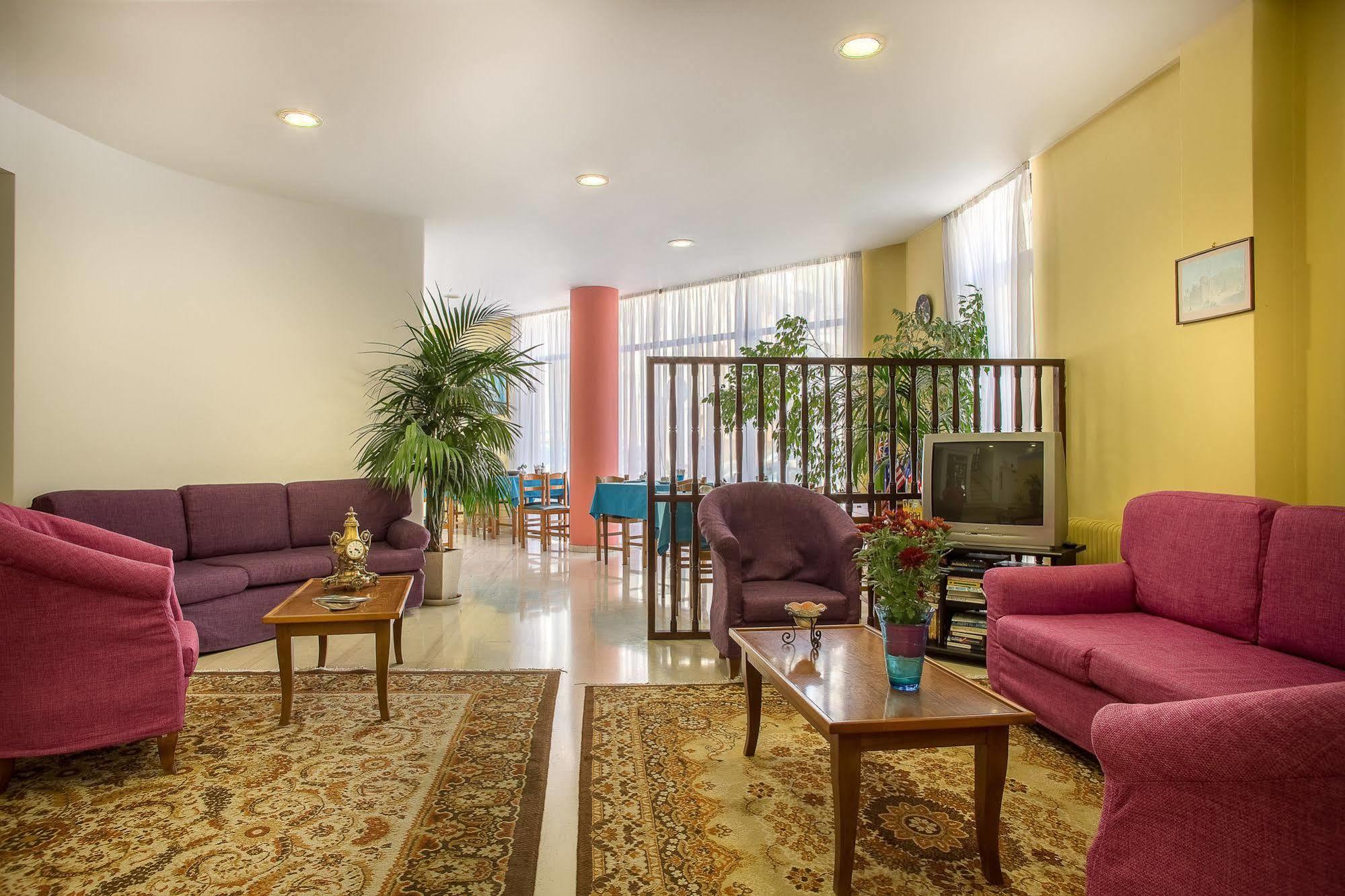Nefeli Hotel Атина Екстериор снимка